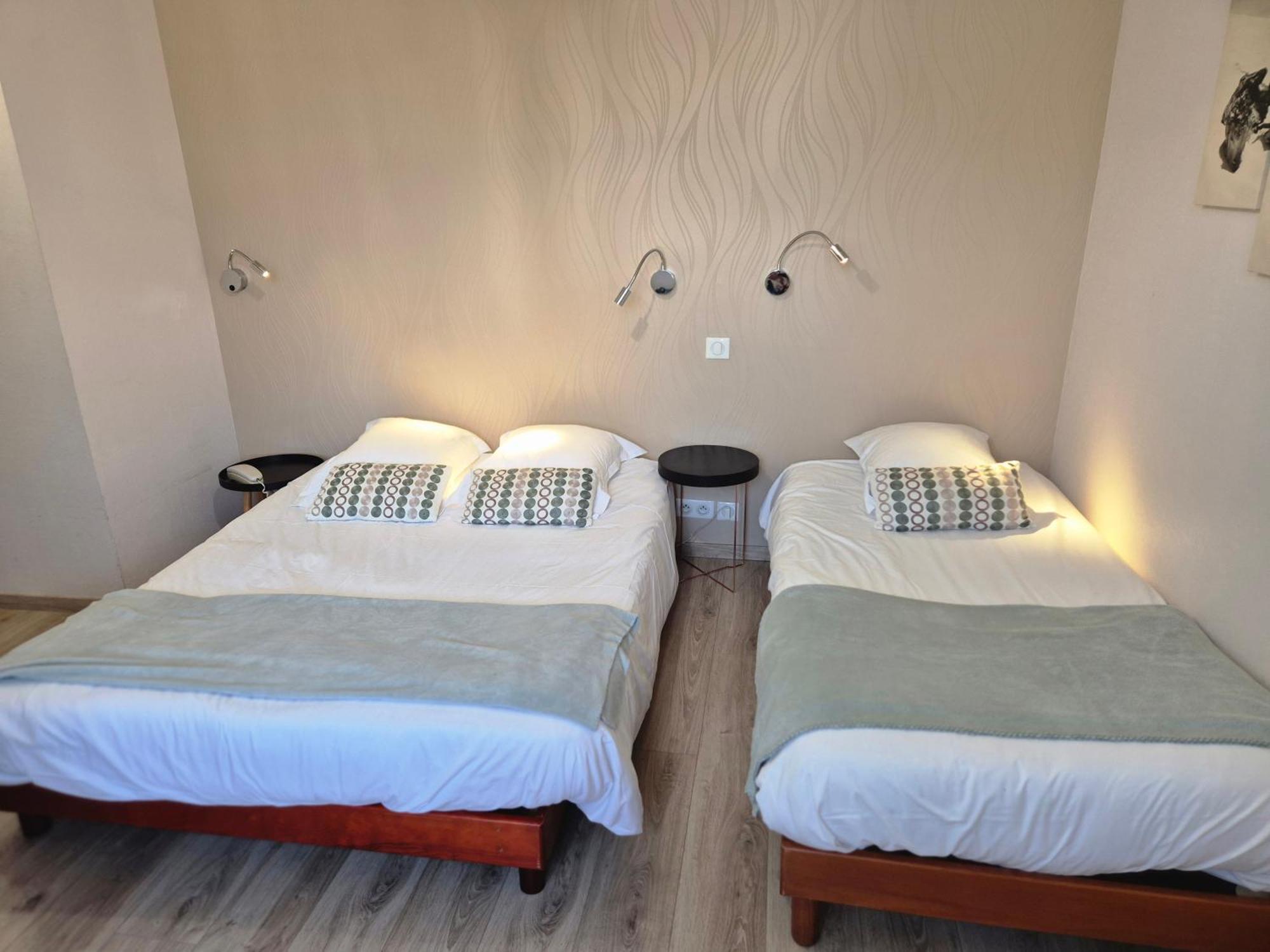 Logis Hotel Restaurant L'Oustal Naves  Ngoại thất bức ảnh